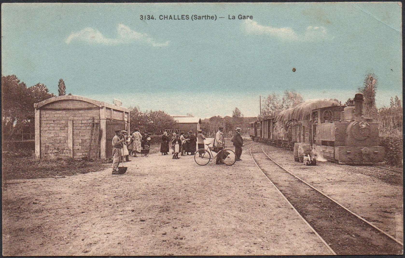Railway / Tramway cancellations of La Sarthe : Courrier-Convoyeur-Ligne La Chartre-s/le Loir au Mans 1⁰ Gare de Challes.